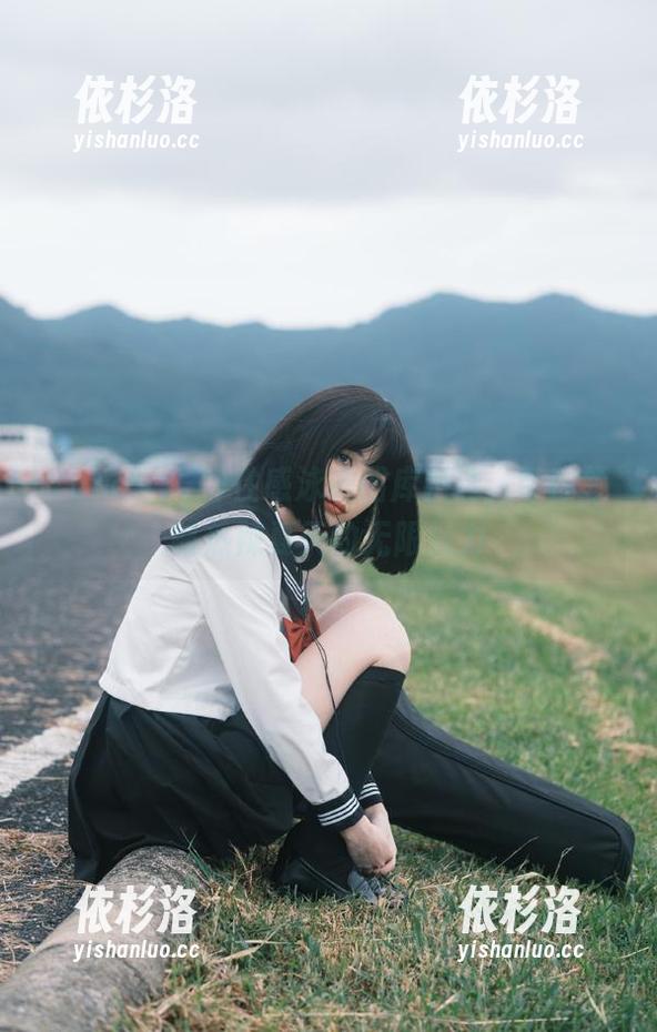 Yuna (윤아)性感泳衣图库精选，带你领略热辣夏天的无限魅力